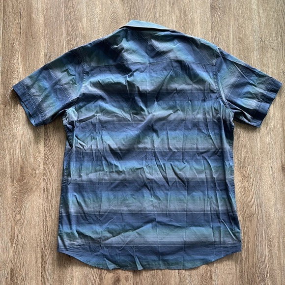 Travis Mathew Button Front Short Sleeve Shirt - Picture 4 of 5